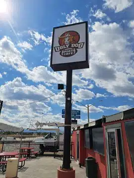 Commercial business signs on storefronts that strengthen brand visibility and attract customer attention